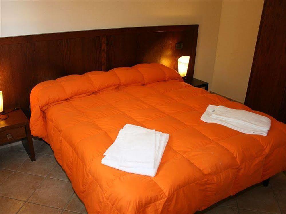 SantʼAgata di Militello Red Hotel Sant'Elia מראה חיצוני תמונה